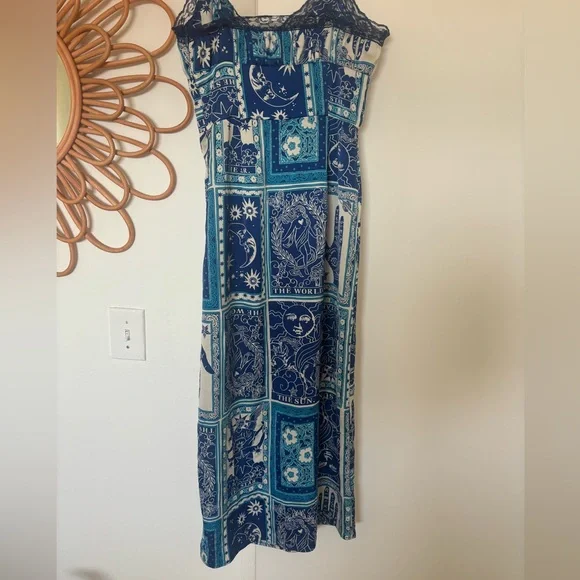 Urban Outfitters UO Audrey Lace Midi Dress - Picture 10 of 10